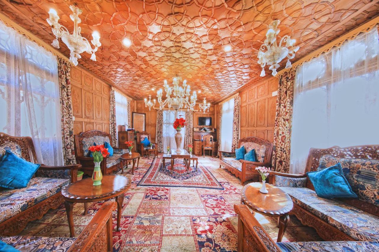 Kolu Group Of Houseboats Hotel Srinagar  Ngoại thất bức ảnh